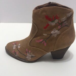 DIBA Boho Faux Suede Ankle Boots Size 8M